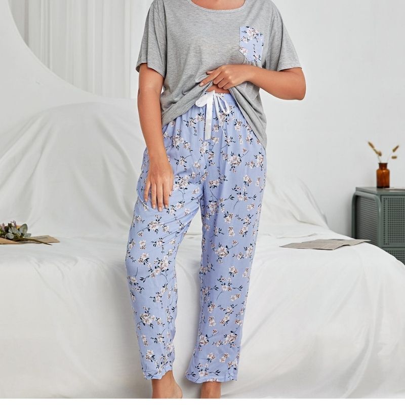 Flower Printed Plus Size Pajamas Set