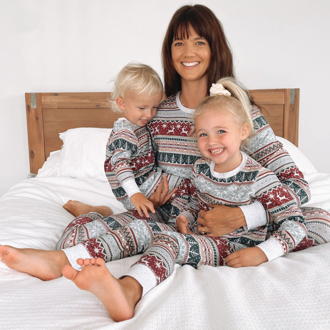 Round Neck Elegant Matching Christmas Pajamas Set